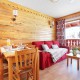 s�sz�ll�s: Le Hameau de Saint-Francois